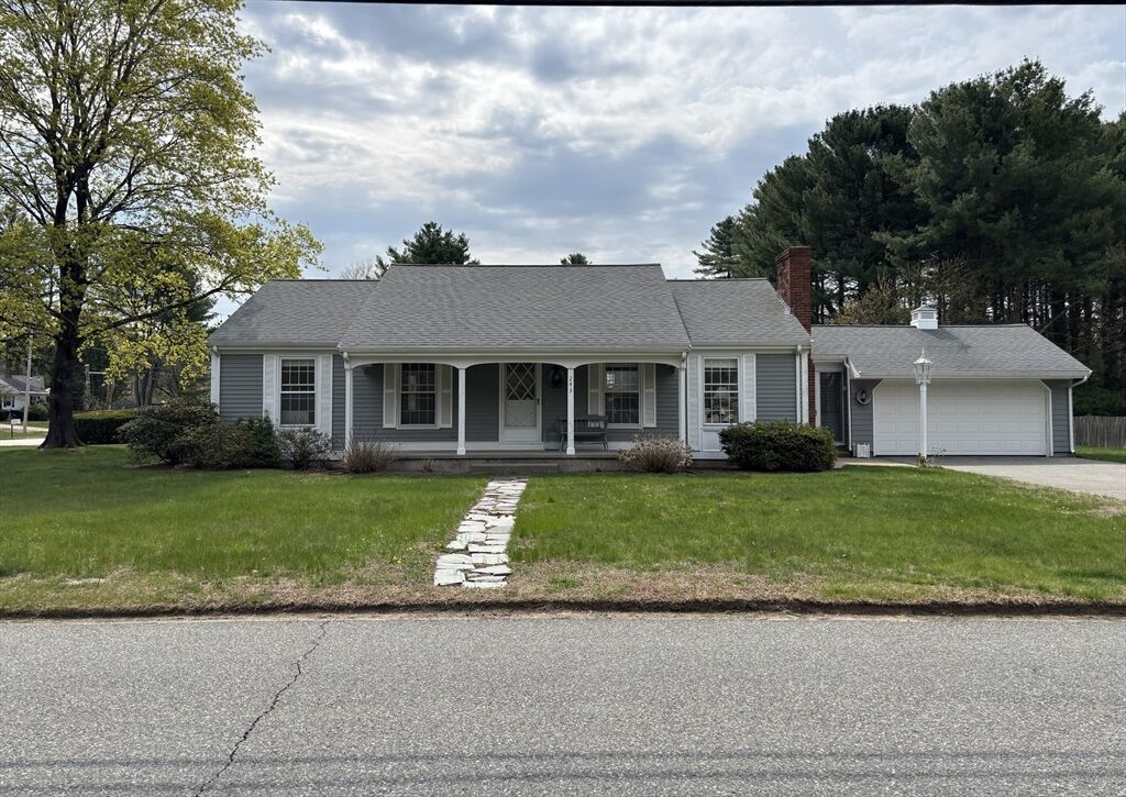 Property Photo:  243 West Ave  MA 02771 