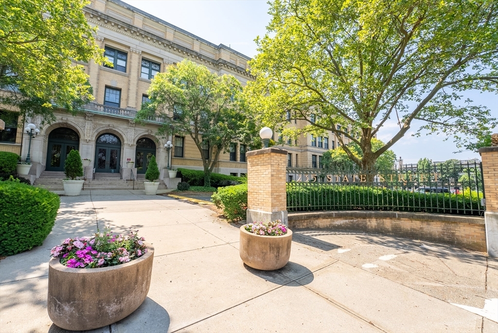 Property Photo: 235 State St 309 MA 01103