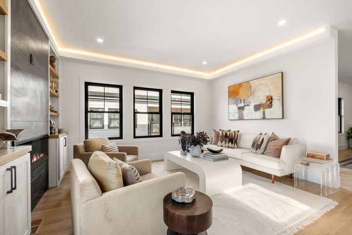 Property Photo:  16-22 Clinton St 16  MA 02458 