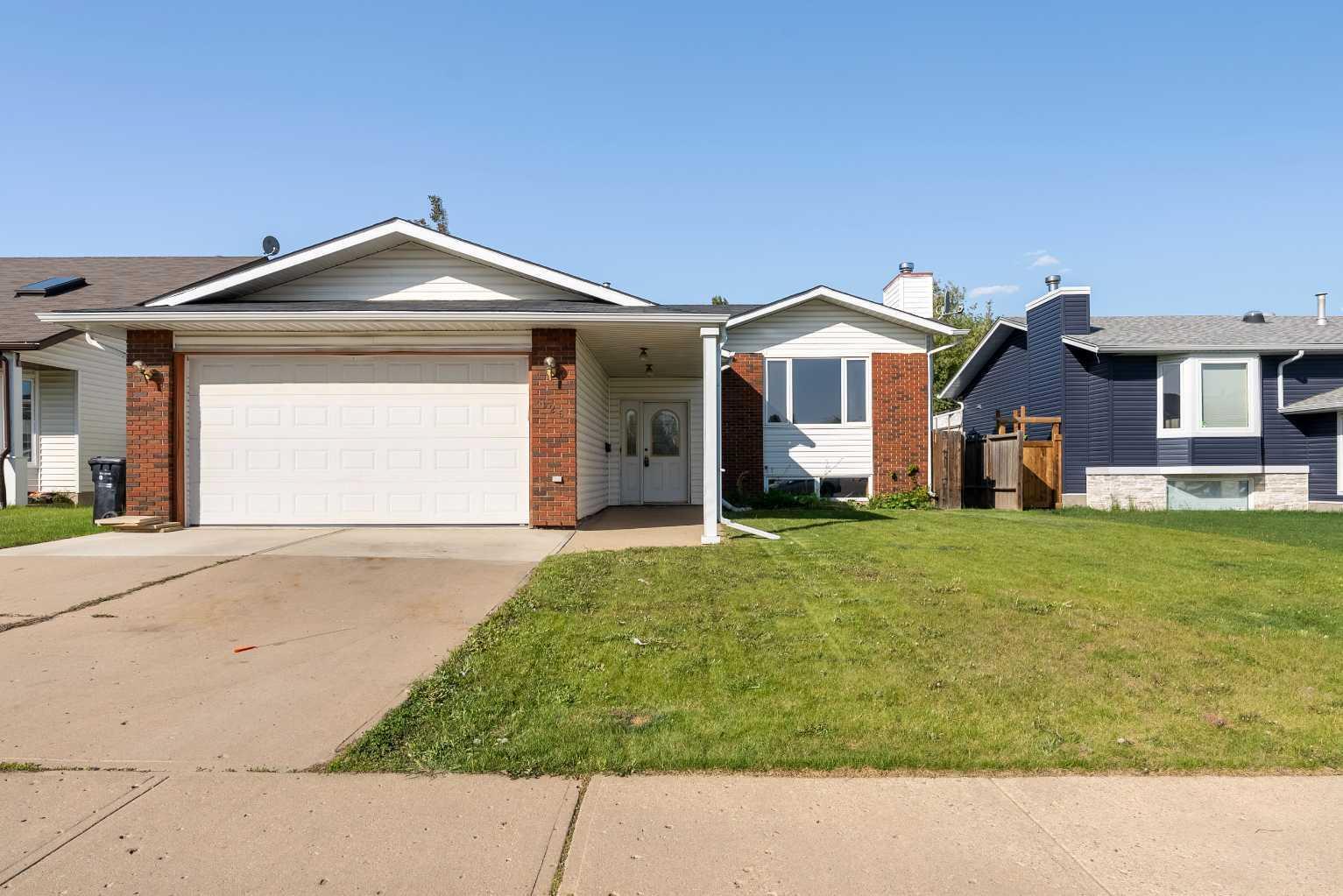 Property Photo: 125 Bacon Place AB T9K 1Z3