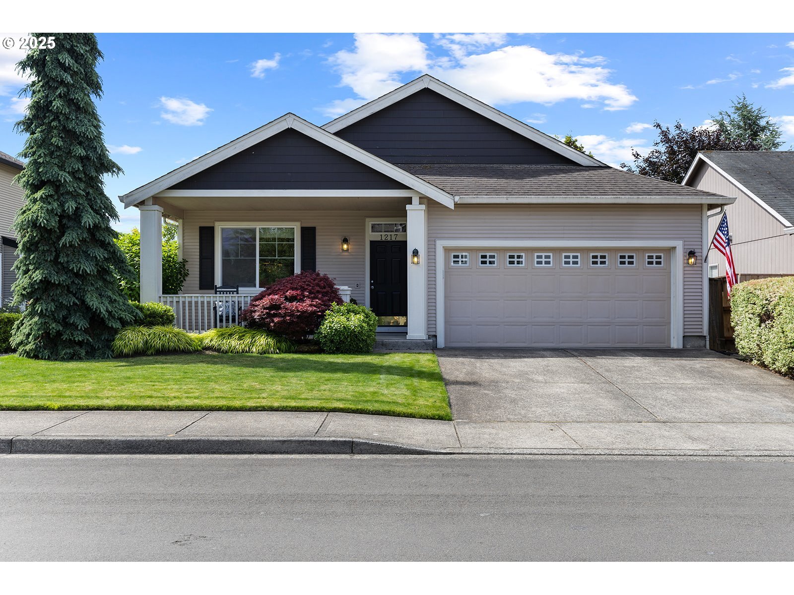 Property Photo: 1217 NW 13th St WA 98604