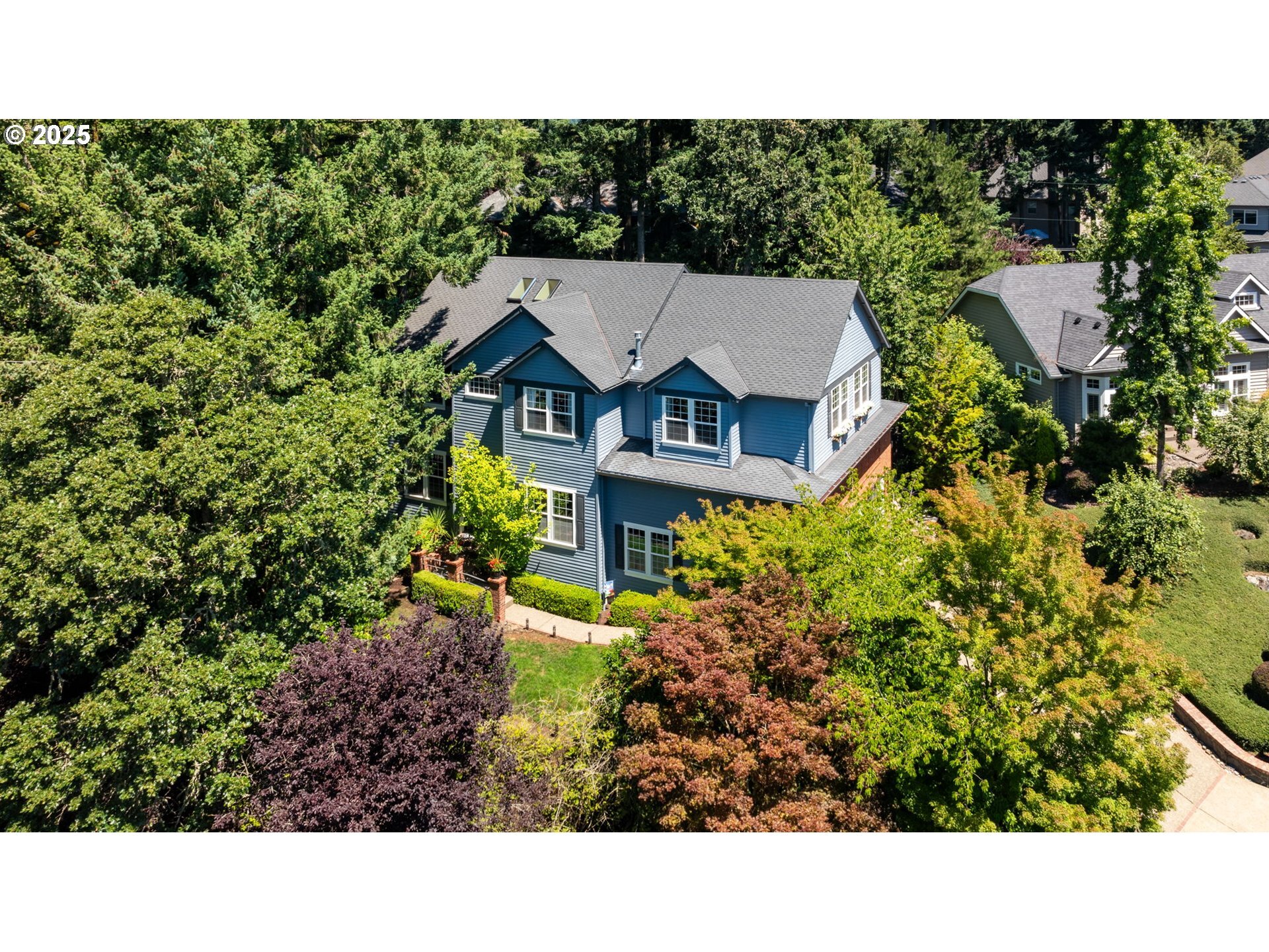 Property Photo: 5037 Parkhill St OR 97035
