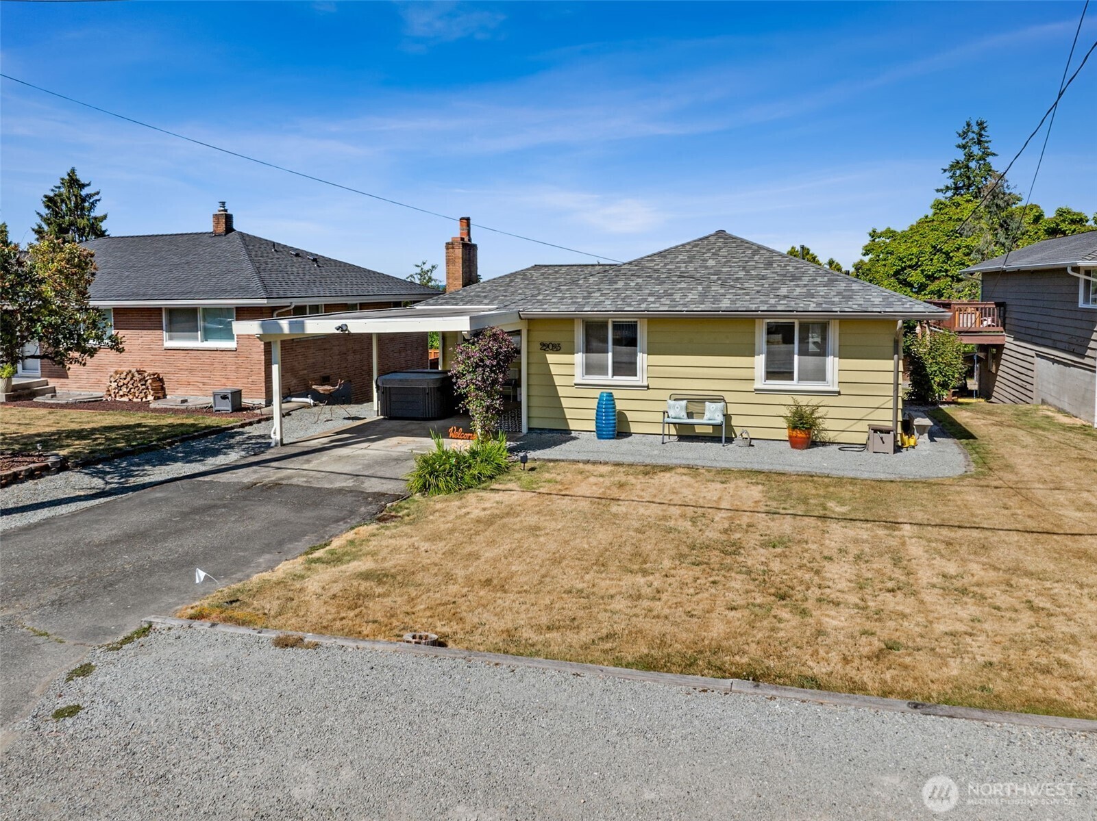 Property Photo: 22023 11th Avenue S WA 98198