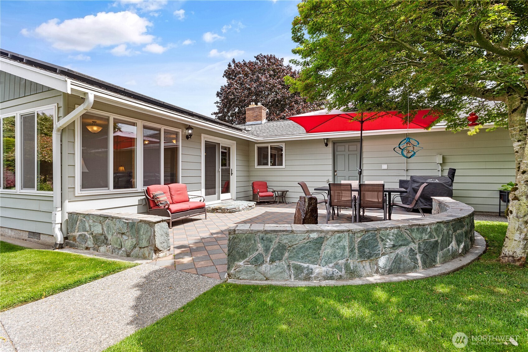 Property Photo: 5339 Bellaire Way WA 98226