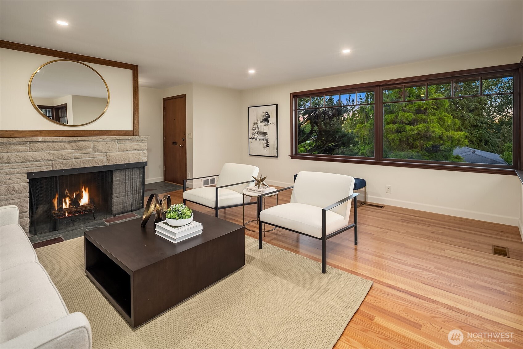 Property Photo: 5244 Pullman Avenue NE WA 98105