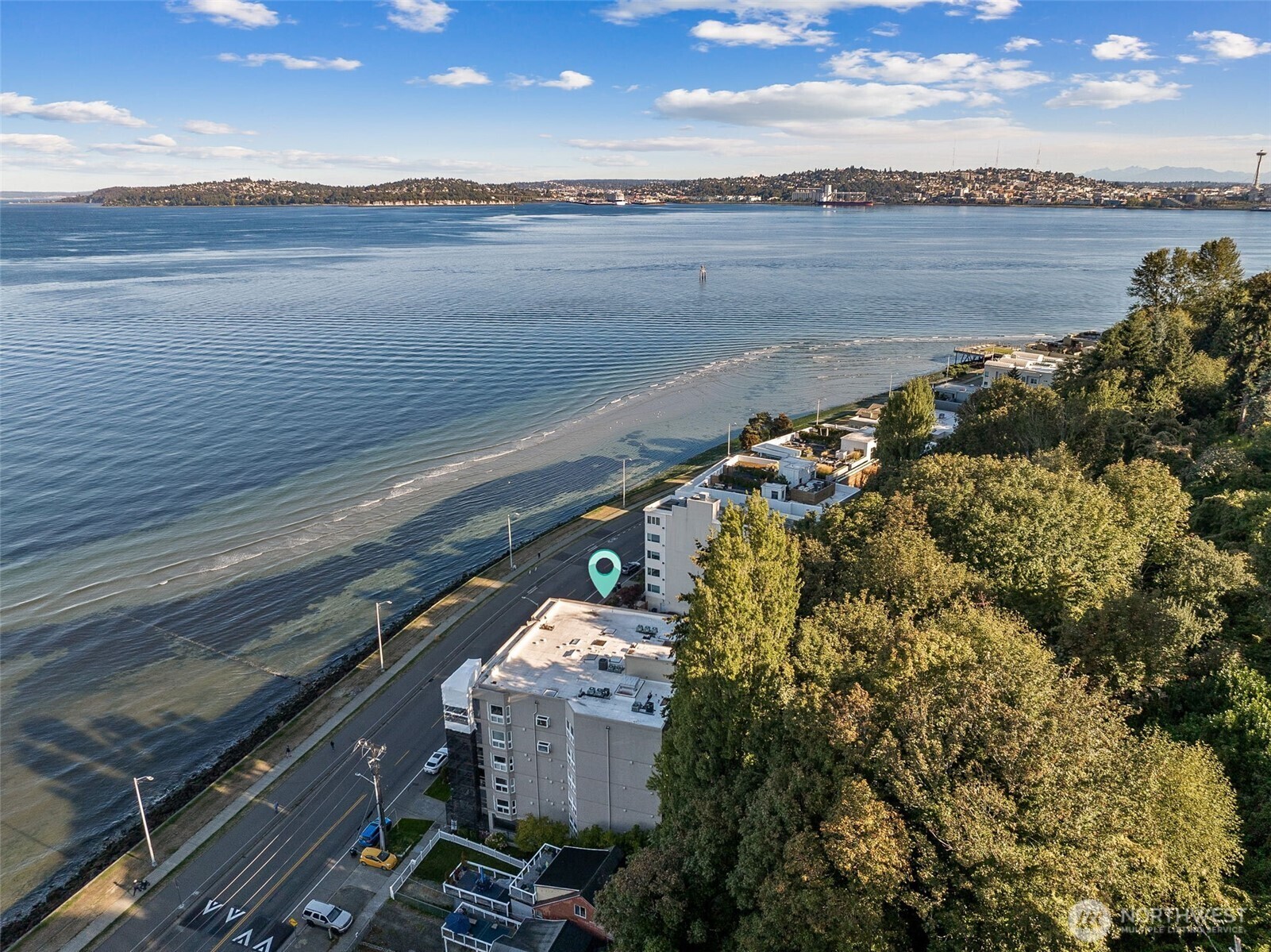 Property Photo: 1300 Alki Avenue SW 100 WA 98116