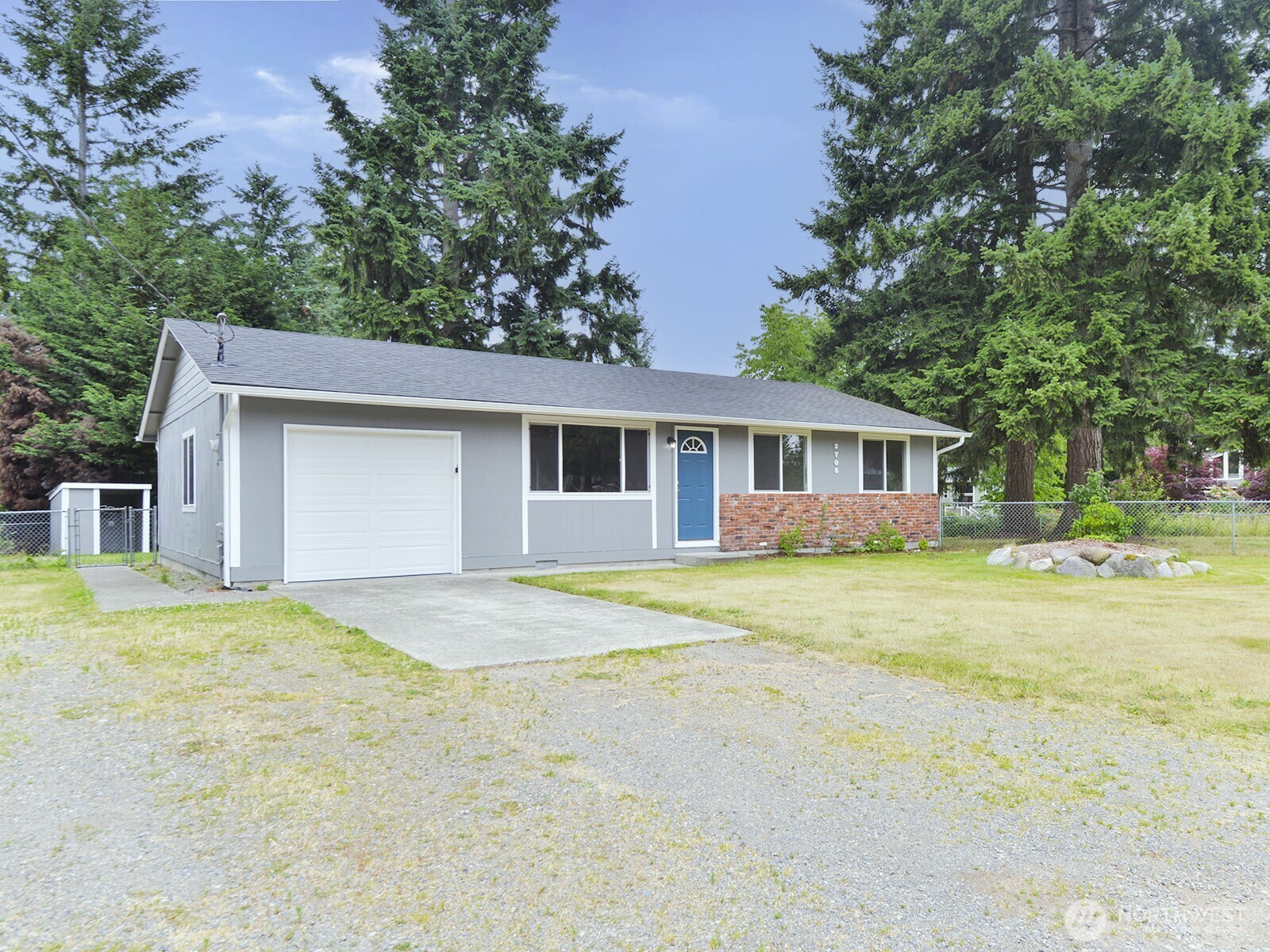 Property Photo: 2705 181st Avenue E WA 98391