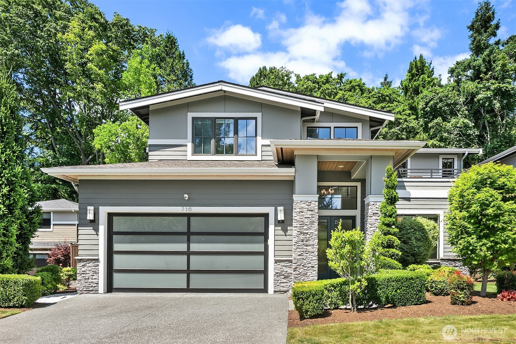 Property Photo: 716 3rd Lane S WA 98033