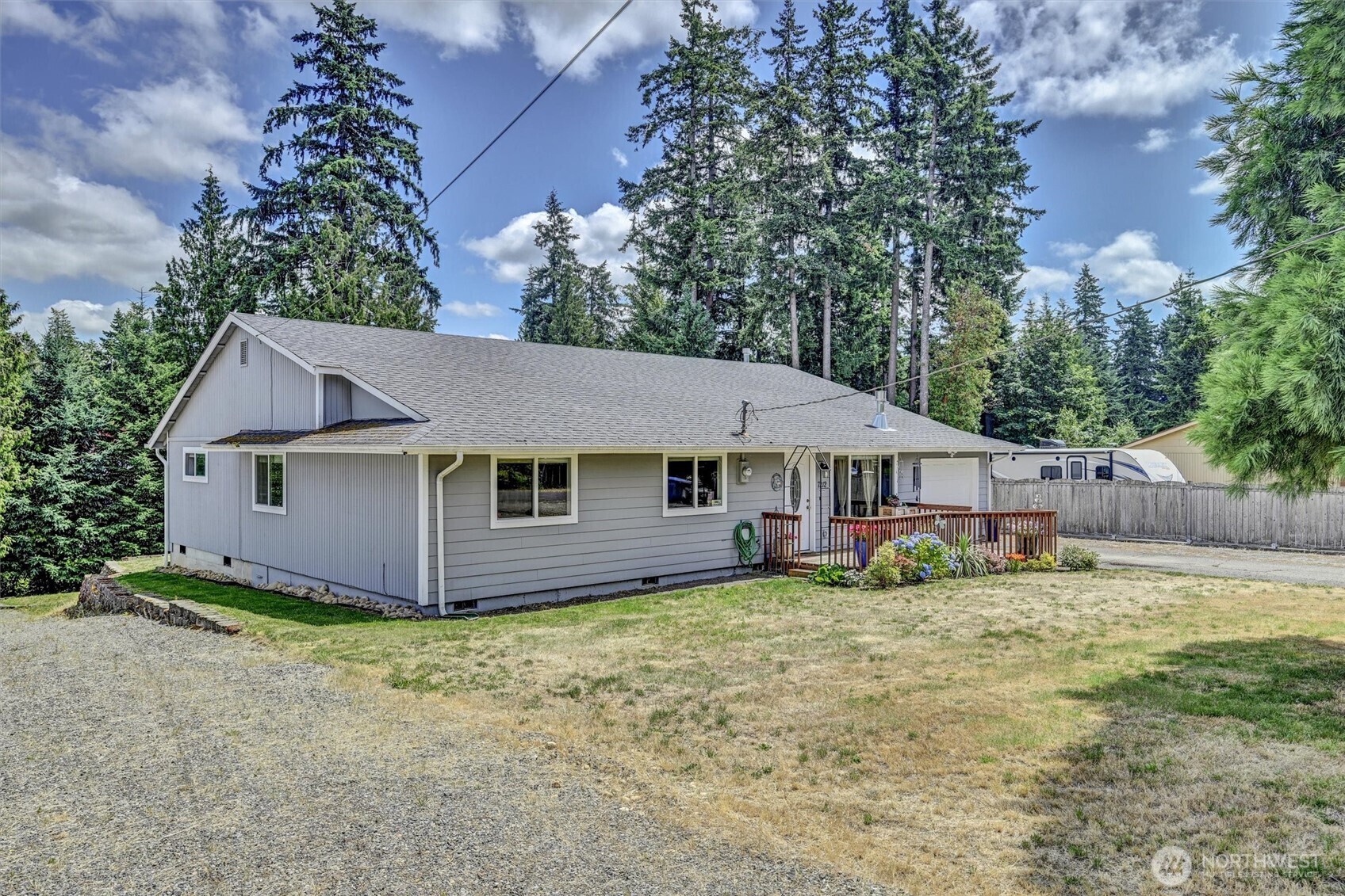 Property Photo: 7212 188th Avenue E WA 98391