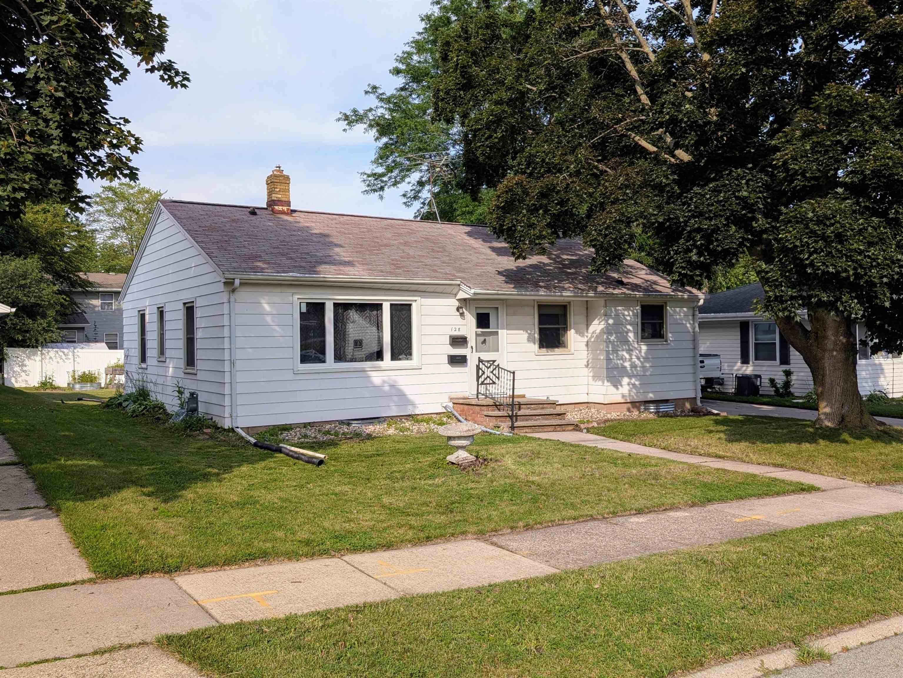 Property Photo: 128 Washington Street WI 54130