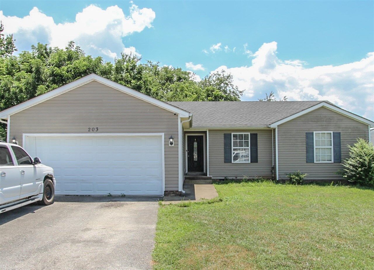 Property Photo:  203 Wilmington Court  KY 42101 