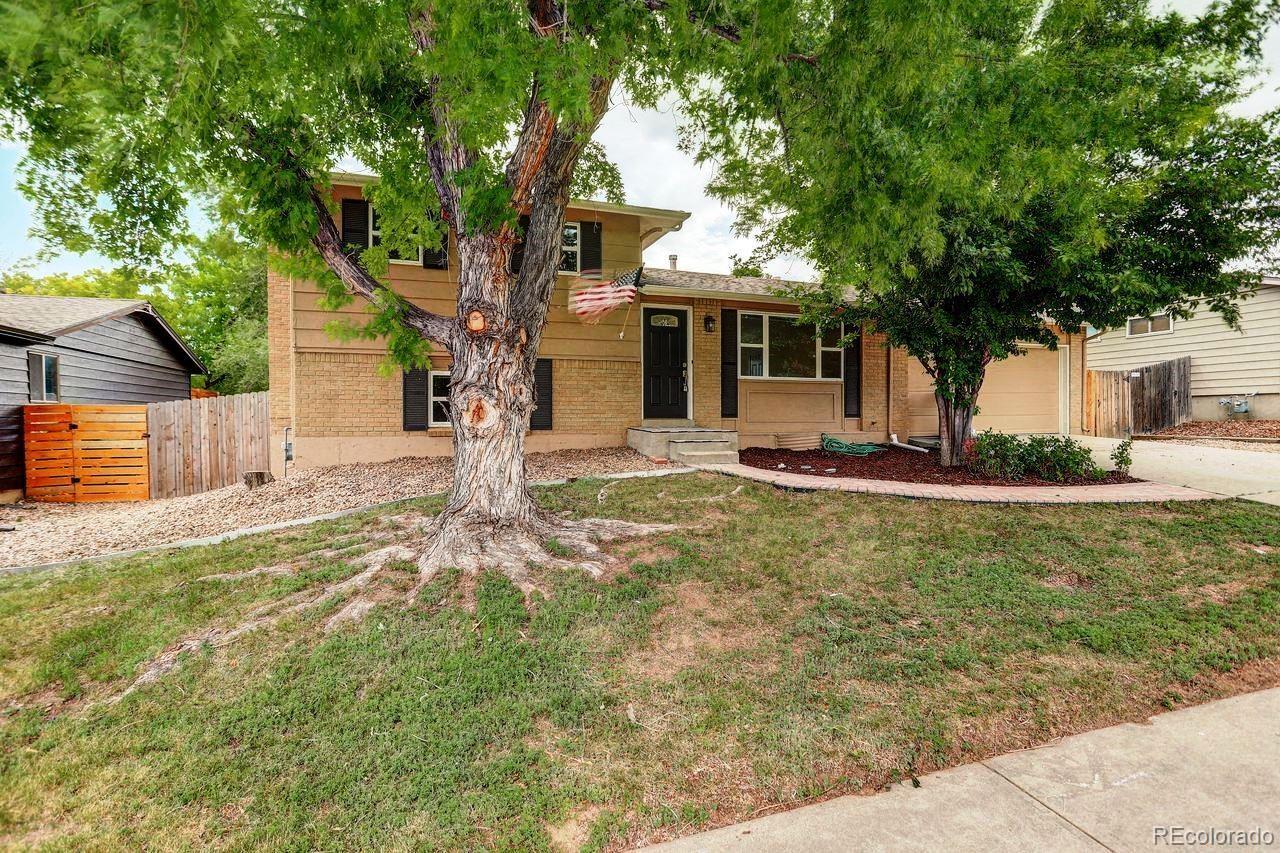 Property Photo: 6640 S Dexter Street CO 80121