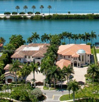 Property Photo: 198 Palm Ave FL 33139