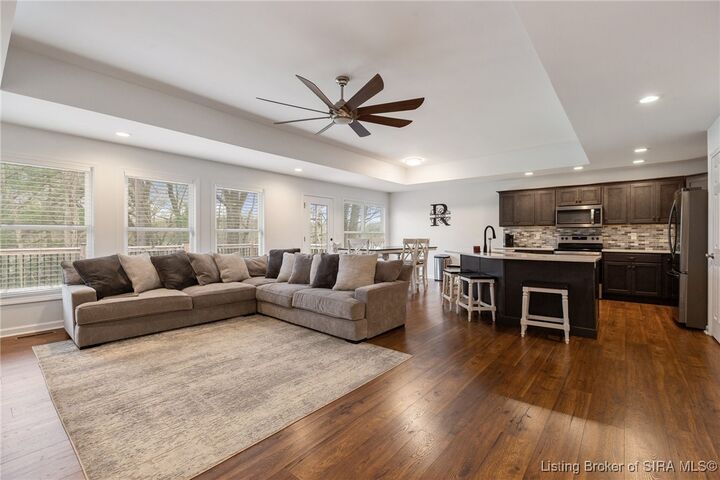 Property Photo: 865 Capitol Boulevard IN 47112