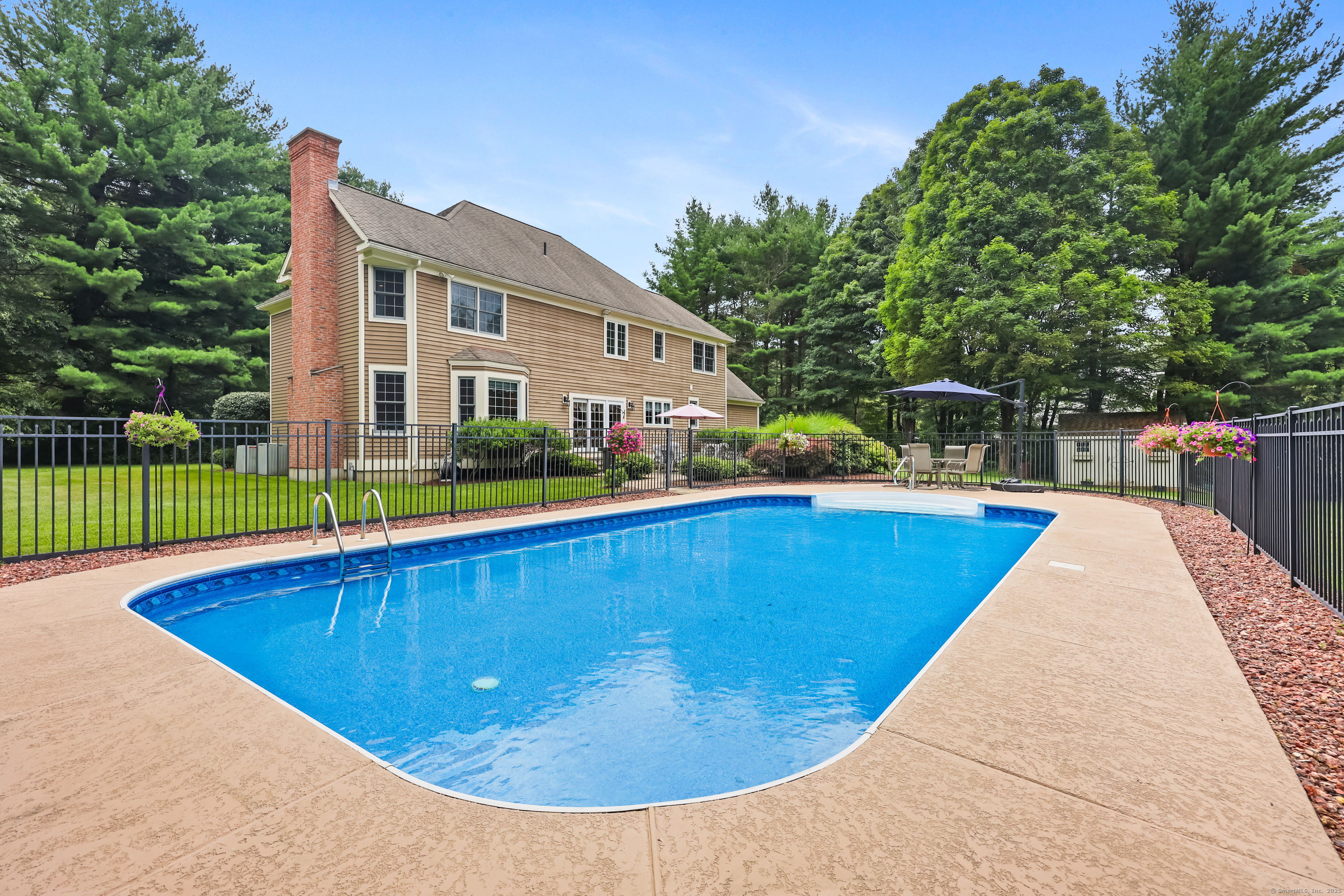 Property Photo: 28 Sunnyview Drive CT 06896