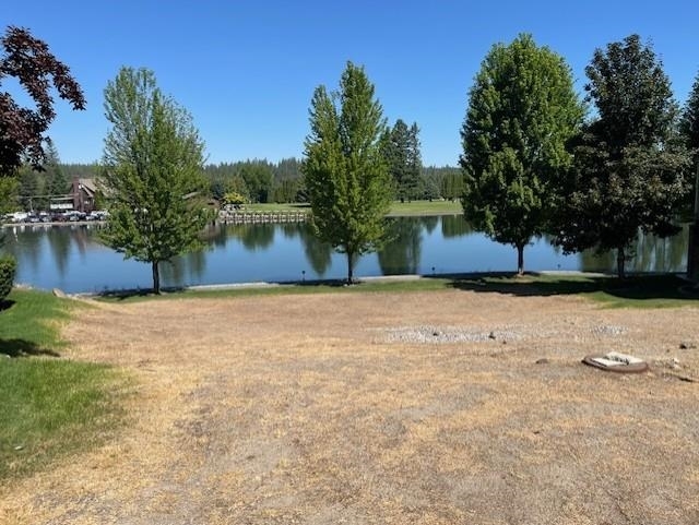 Property Photo: 825 E Lakeview Ln WA 99208