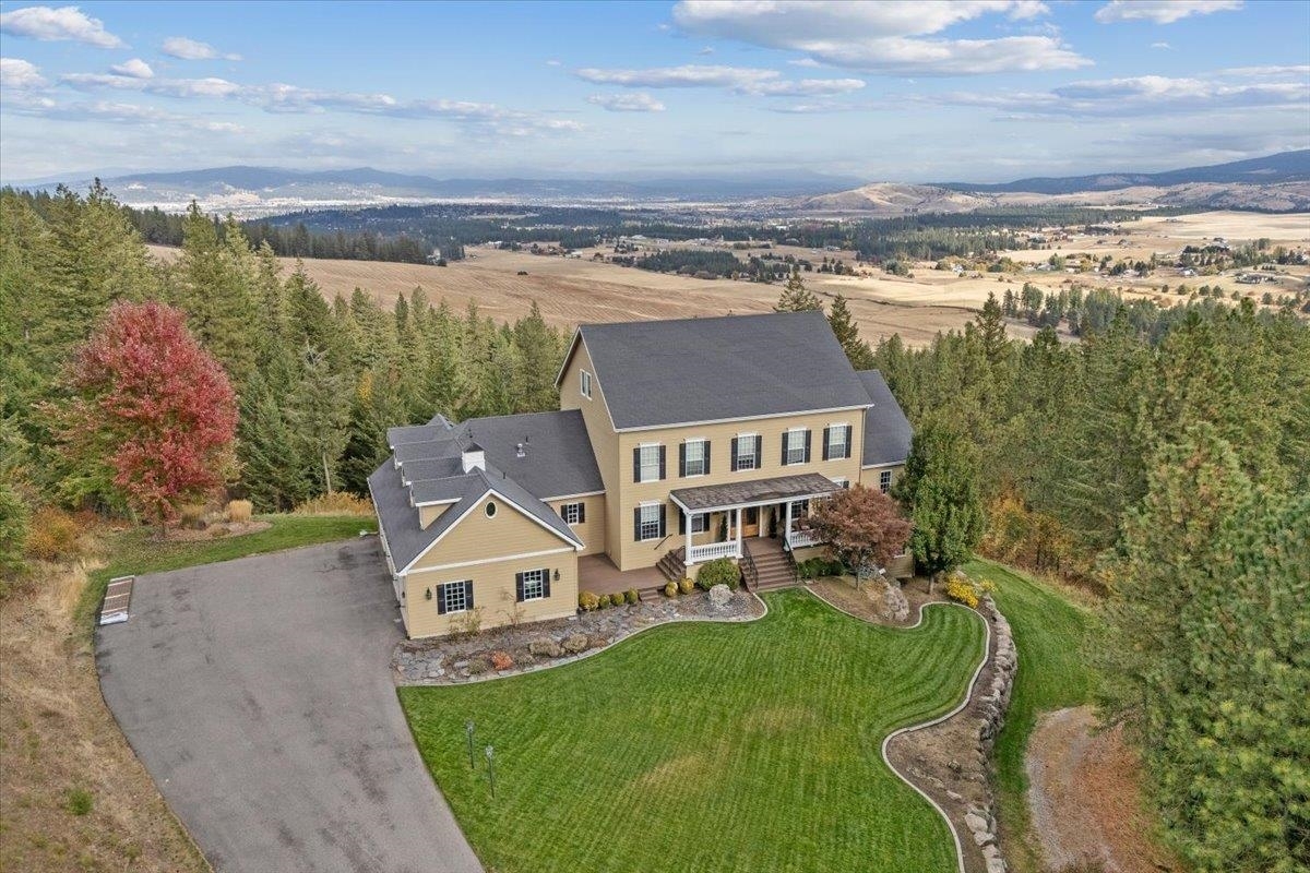 6808 S Jackson Ridge Ln  Greenacres WA 99016 photo