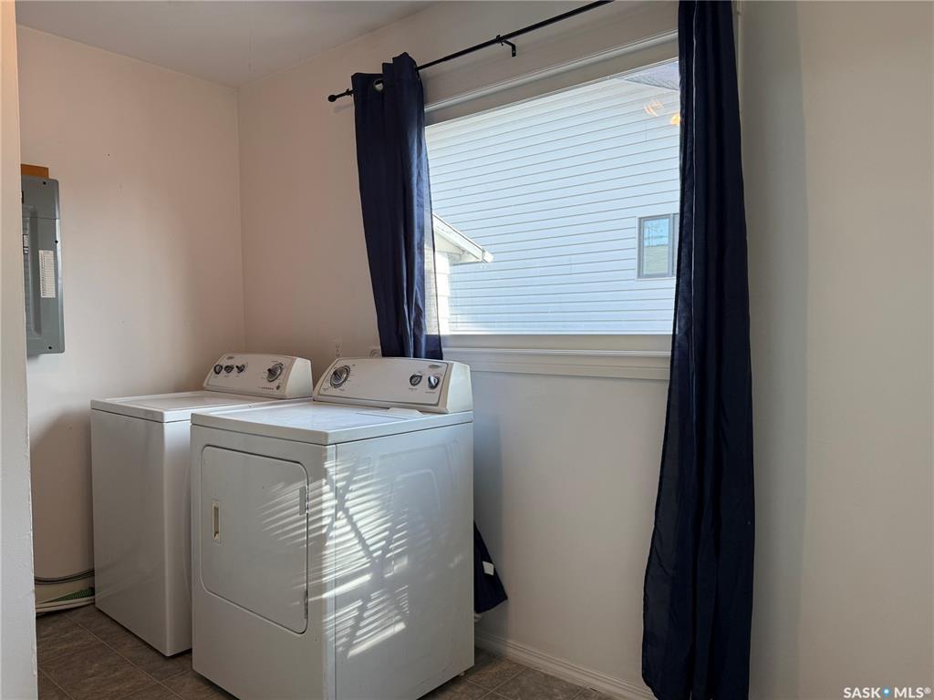 Property Photo: 630 13th Street SK S0K 2A0