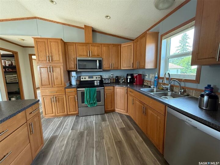 Property Photo:  708 Main Street  SK S0M 1T0 