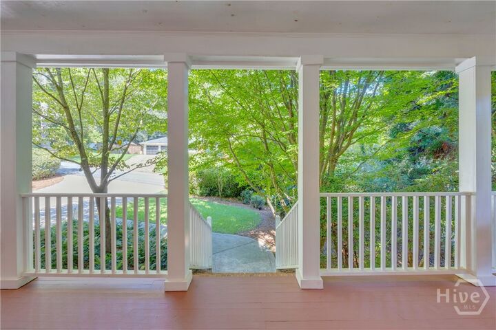 Property Photo:  127 Chestnut Lane  GA 30606