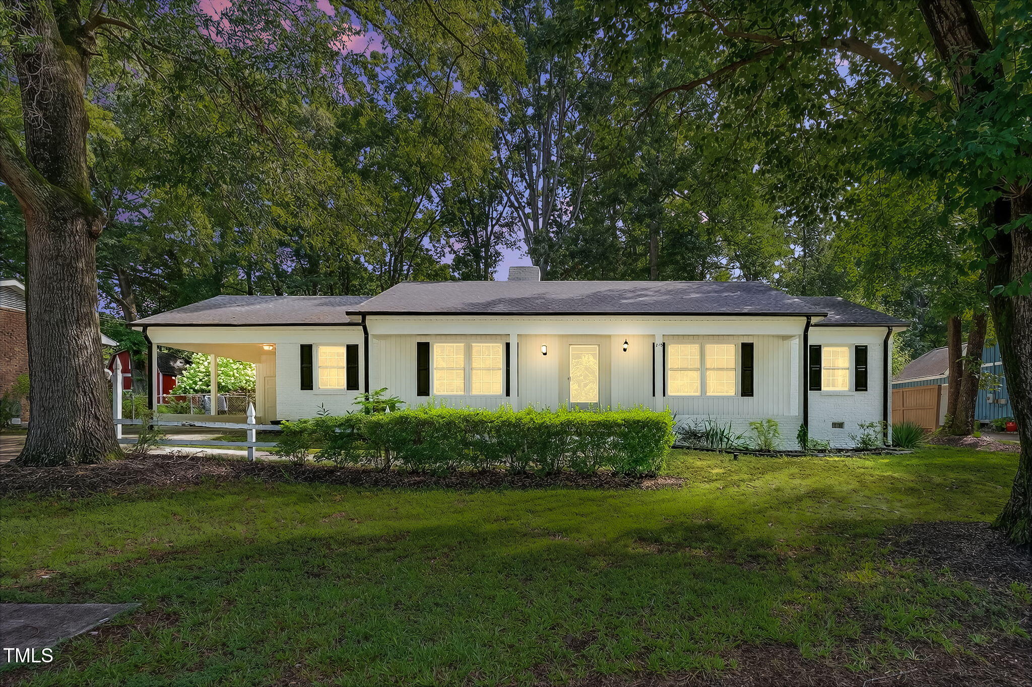 Property Photo: 213 SE Maynard Road NC 27511
