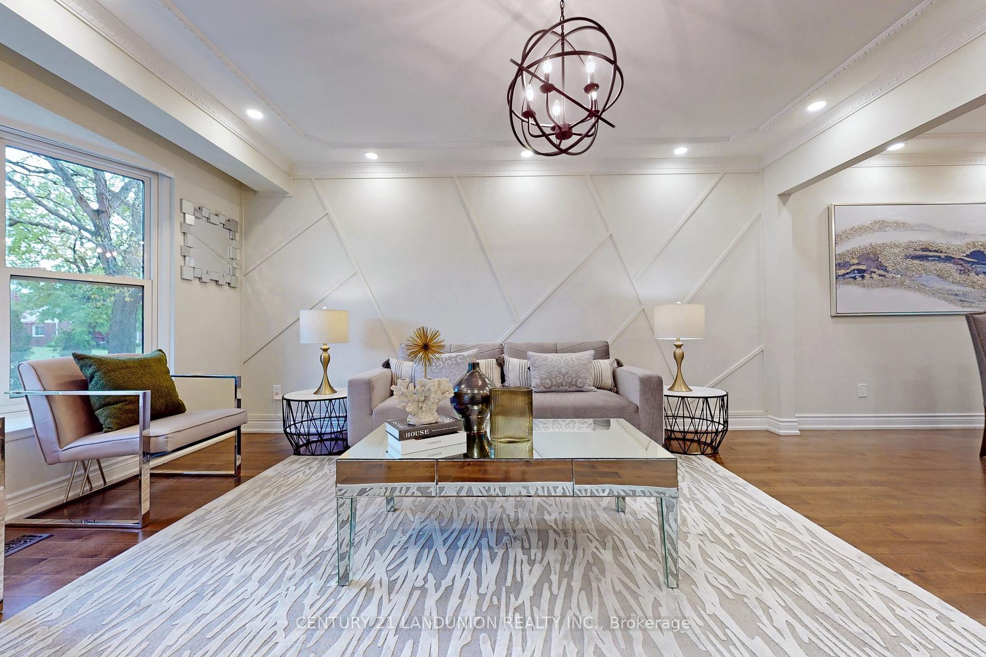 Property Photo: 757 Huntingwood Drive ON M1T 2L3