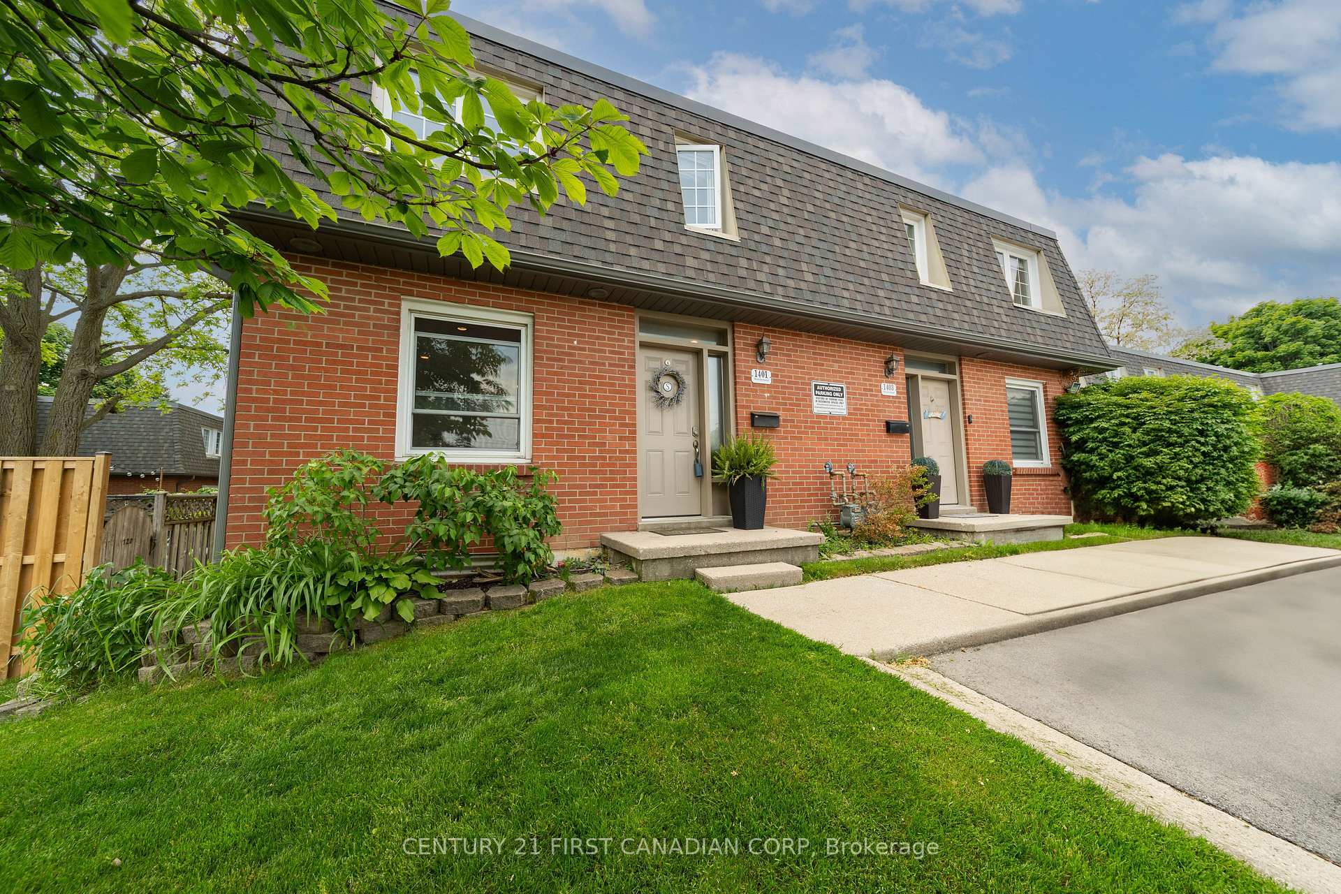 1401 Wonderland Road N  London North ON N6G 2C2 photo