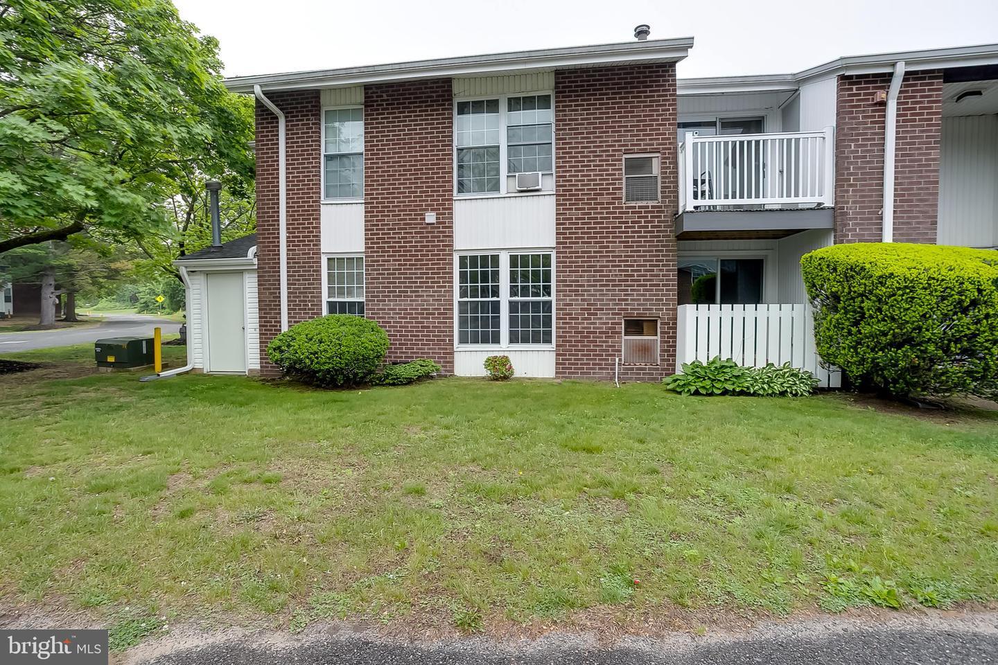 Property Photo: 275 Green St 4G1 NJ 08010