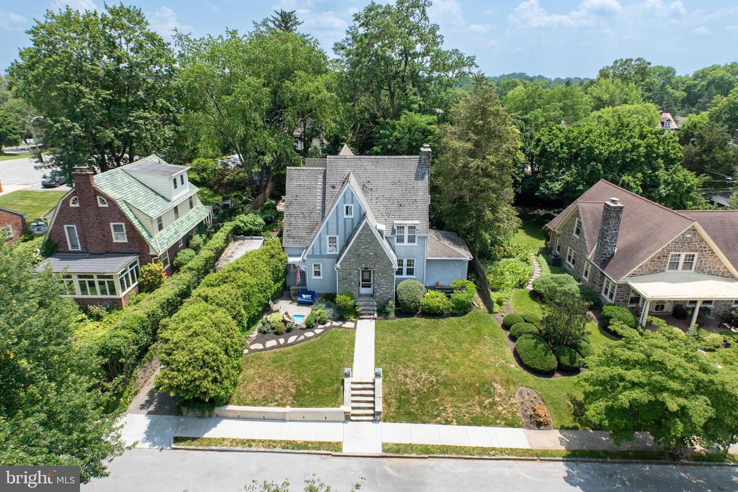 228 Dean Street  West Chester PA 19382 photo