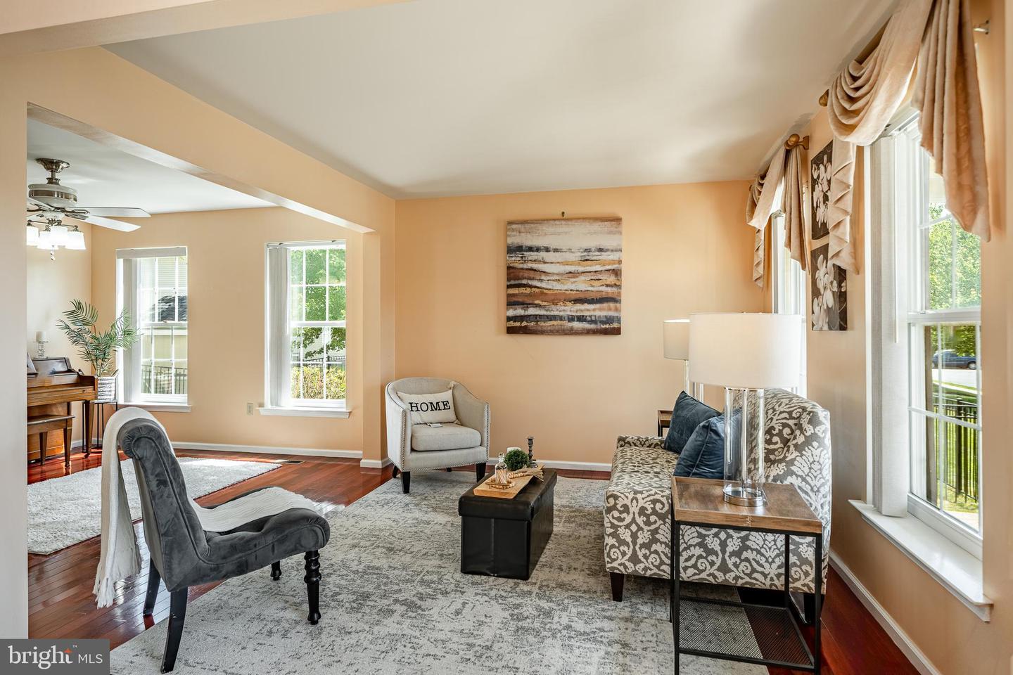 Property Photo: 1221 Meadow Brook Drive PA 18951