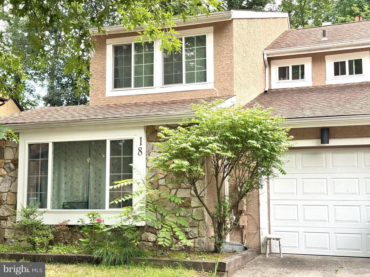 Property Photo: 18 Goshawk Court NJ 08043