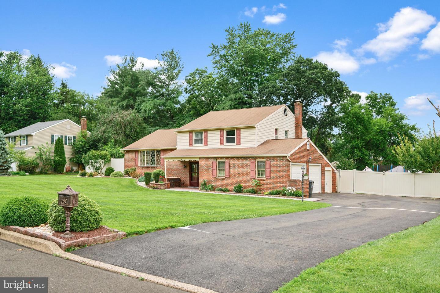 Property Photo: 18 Daffodil Drive PA 18966