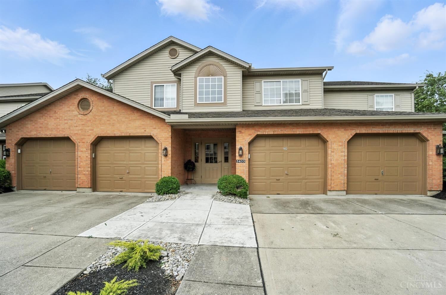 Property Photo: 5433 Harbourwatch Way OH 45040