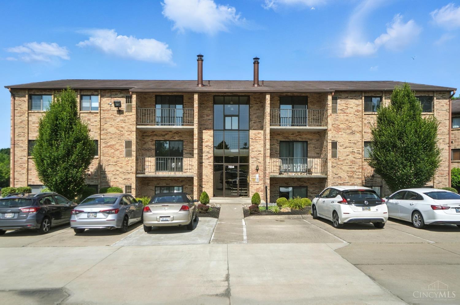Property Photo: 7234 Creekview Drive OH 45247