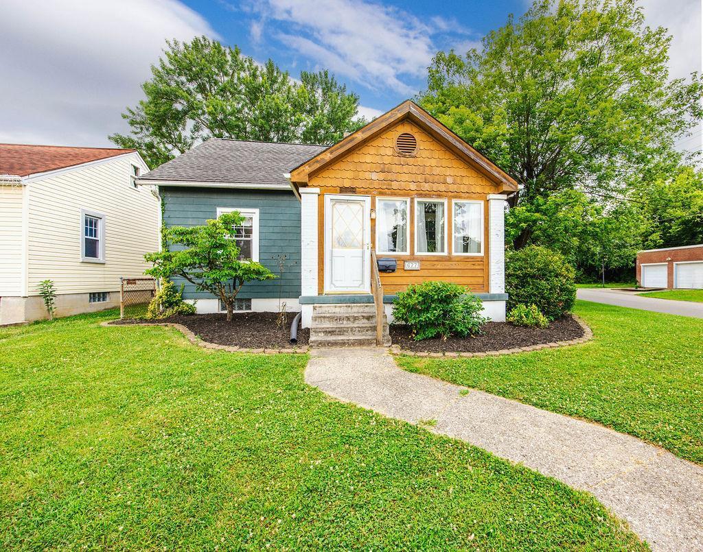 Property Photo: 677 Ridgewood Avenue OH 45013