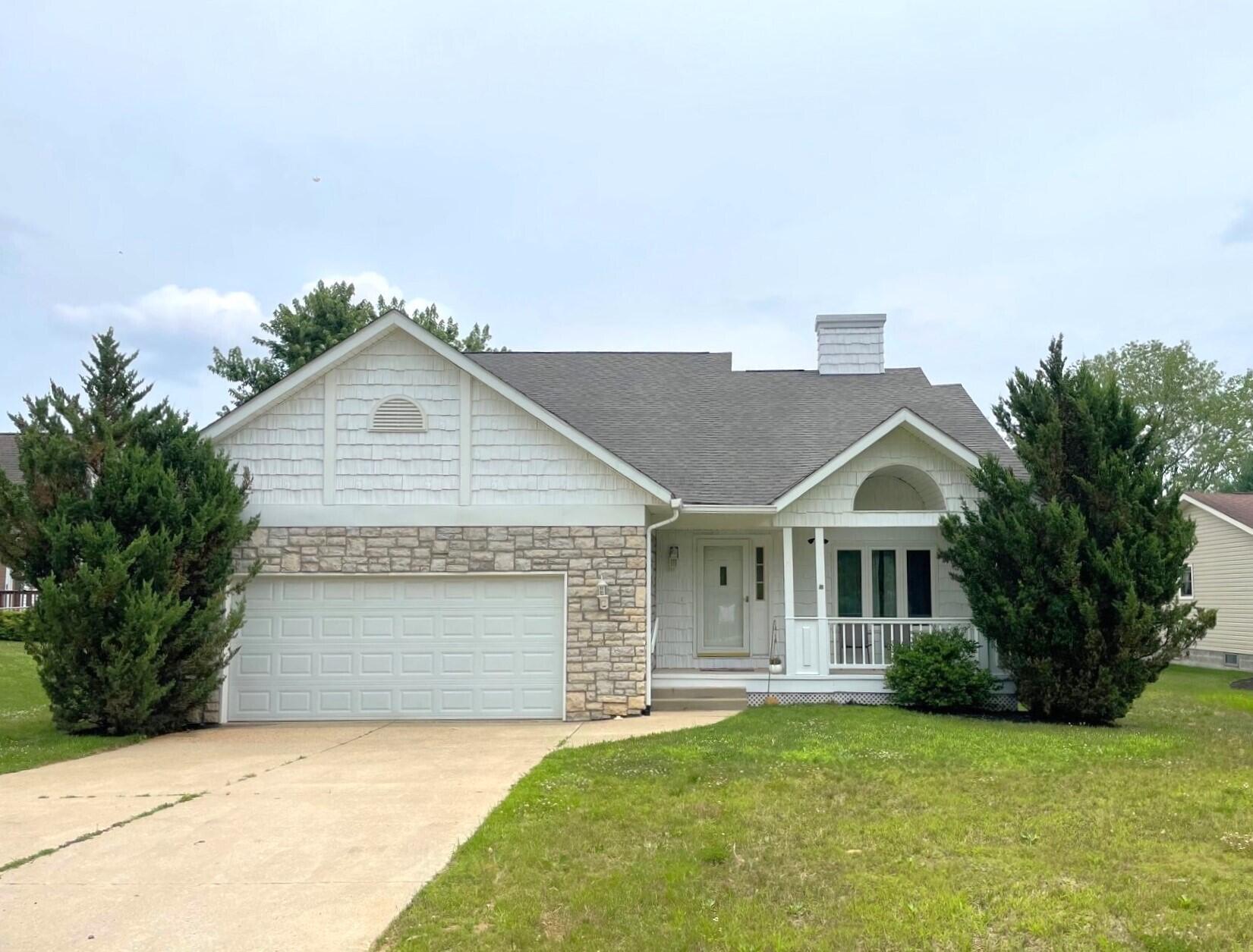 Property Photo: 453 N Ridge Heights Drive OH 43028