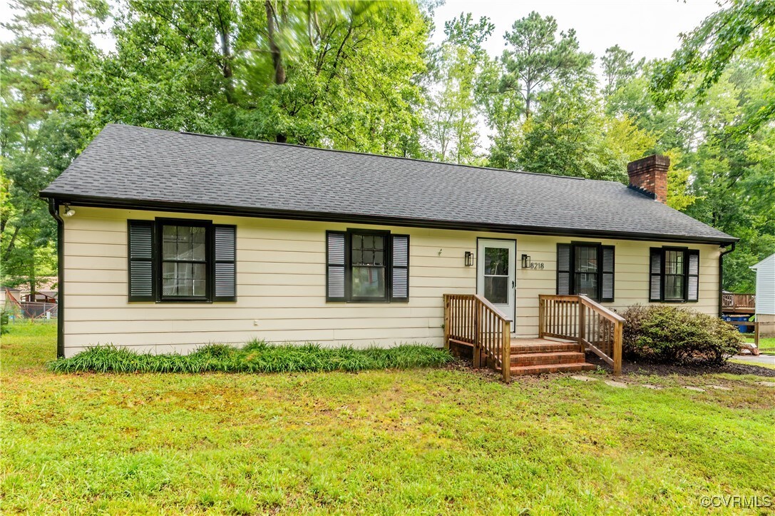 Property Photo: 8218 Post Land Court VA 23832