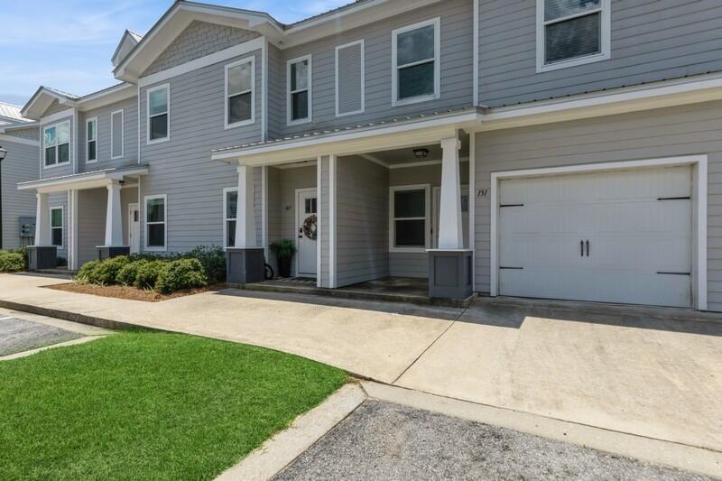 Property Photo: 151 N Sand Palm Road 151 FL 32439