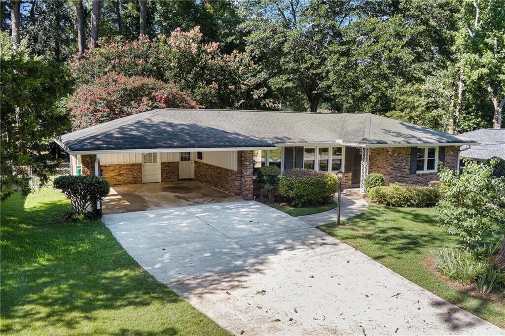 Property Photo:  4216 Fontana Court Court  GA 30084 