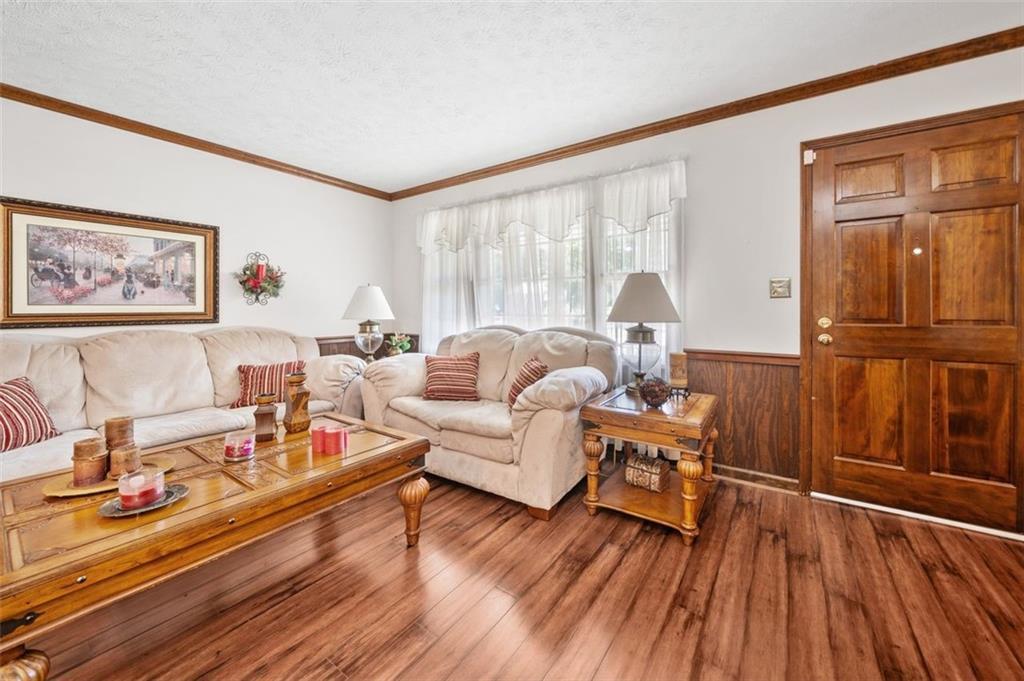 Property Photo: 1630 Bellchase Drive SW GA 30064