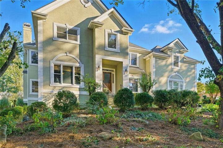 Property Photo: 925 Brandon Ridge Drive GA 30075