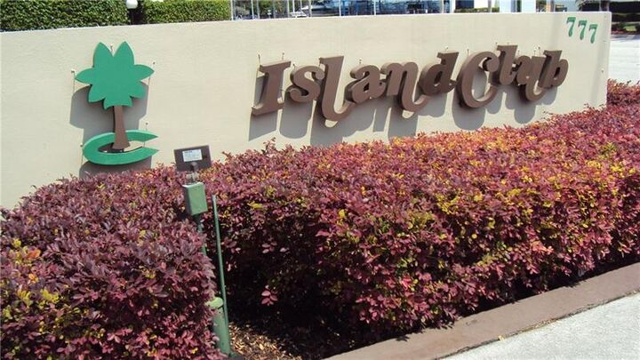 Property Photo:  777 S Federal Highway 104  FL 33062 