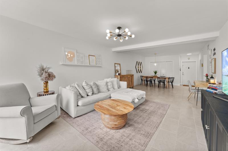 Property Photo: 1655 NE 115th St FL 33181