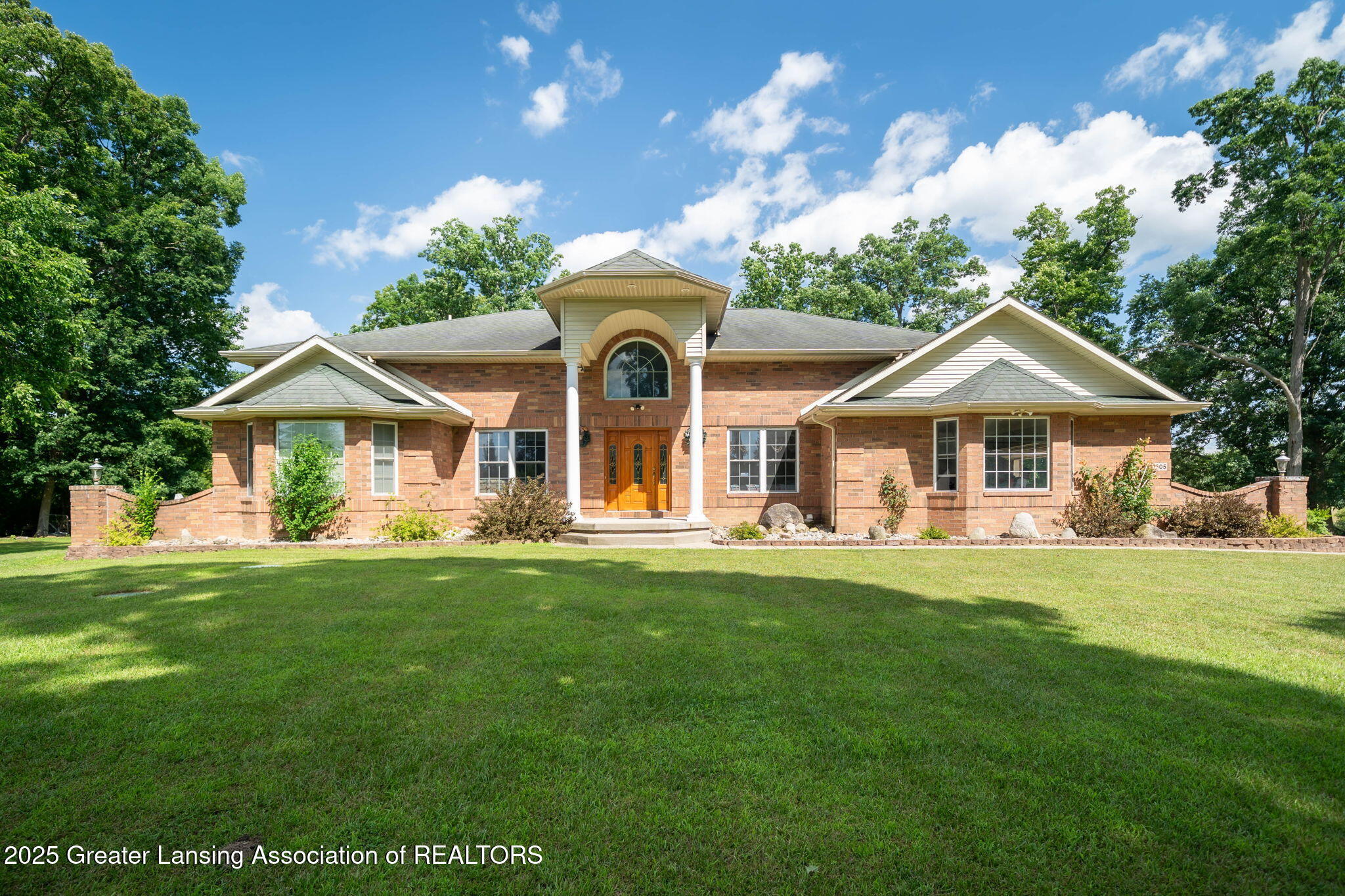 11605 Dunmaglas Drive  Bath MI 48808 photo
