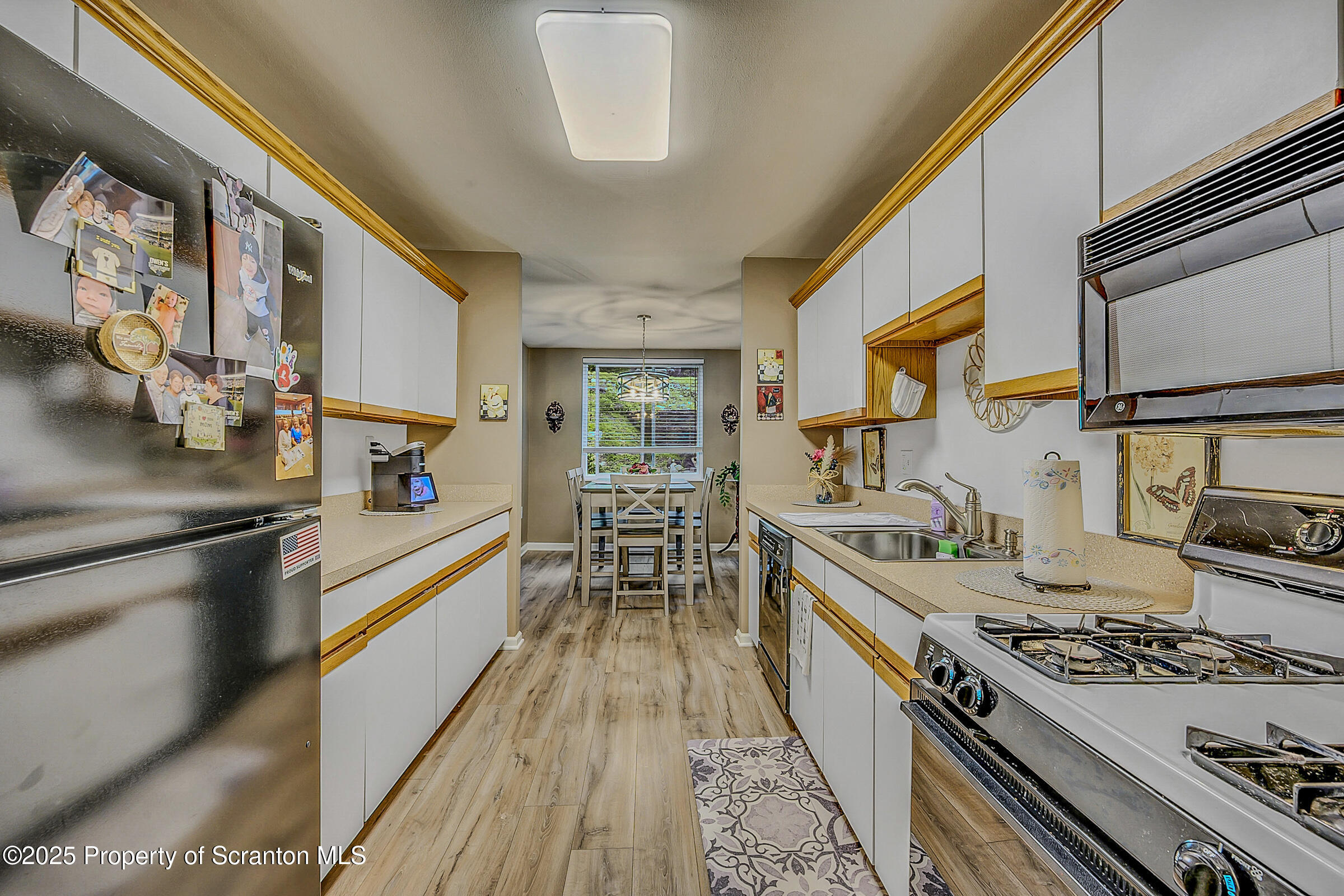 Property Photo: 1504 Summit Point 1504 PA 18508
