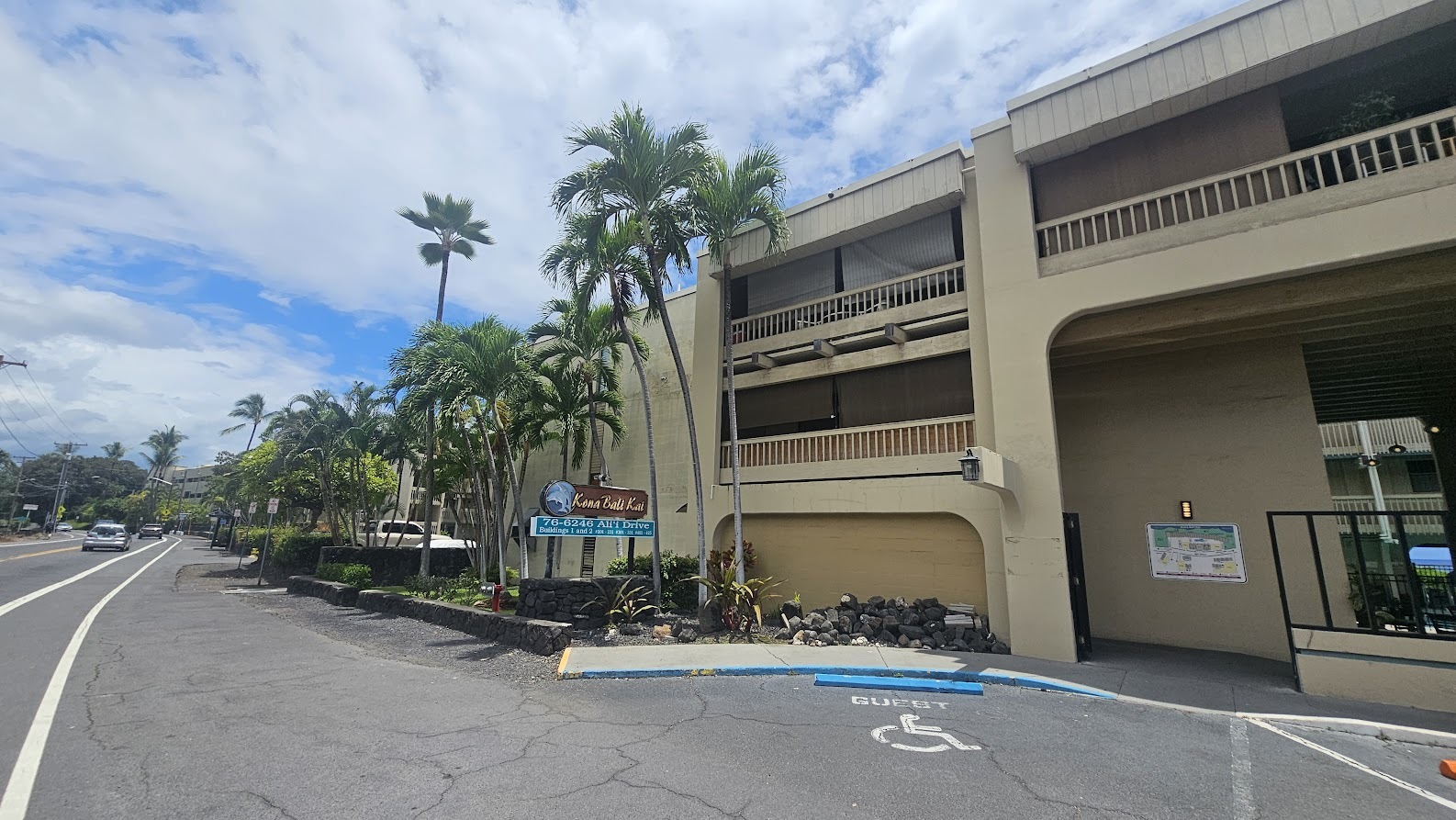 Property Photo: 76-6246 Alii Dr 324 HI 96740