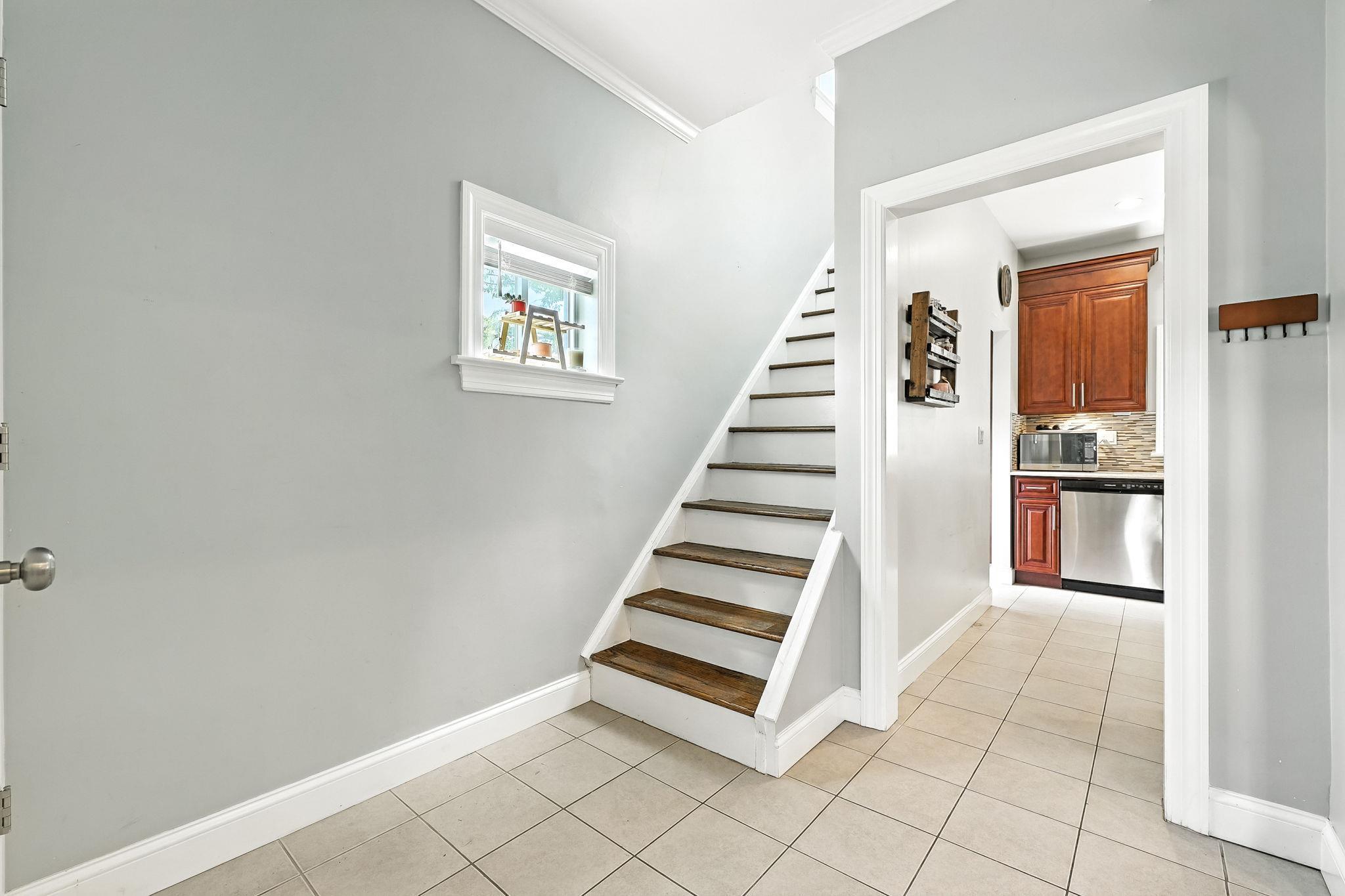 Property Photo:  27 S Goodwin Avenue  NY 10523 
