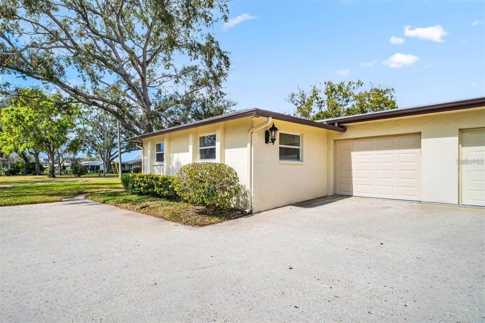Property Photo: 1227 Queen Anne Drive C FL 34684