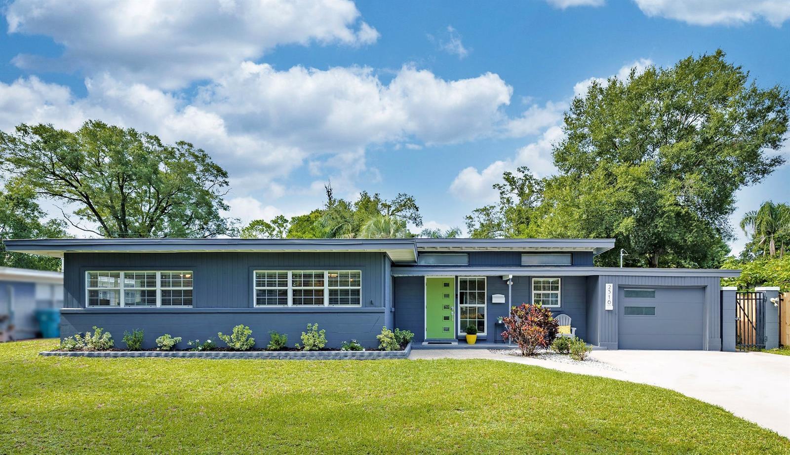 Property Photo: 2516 Hargill Drive FL 32806