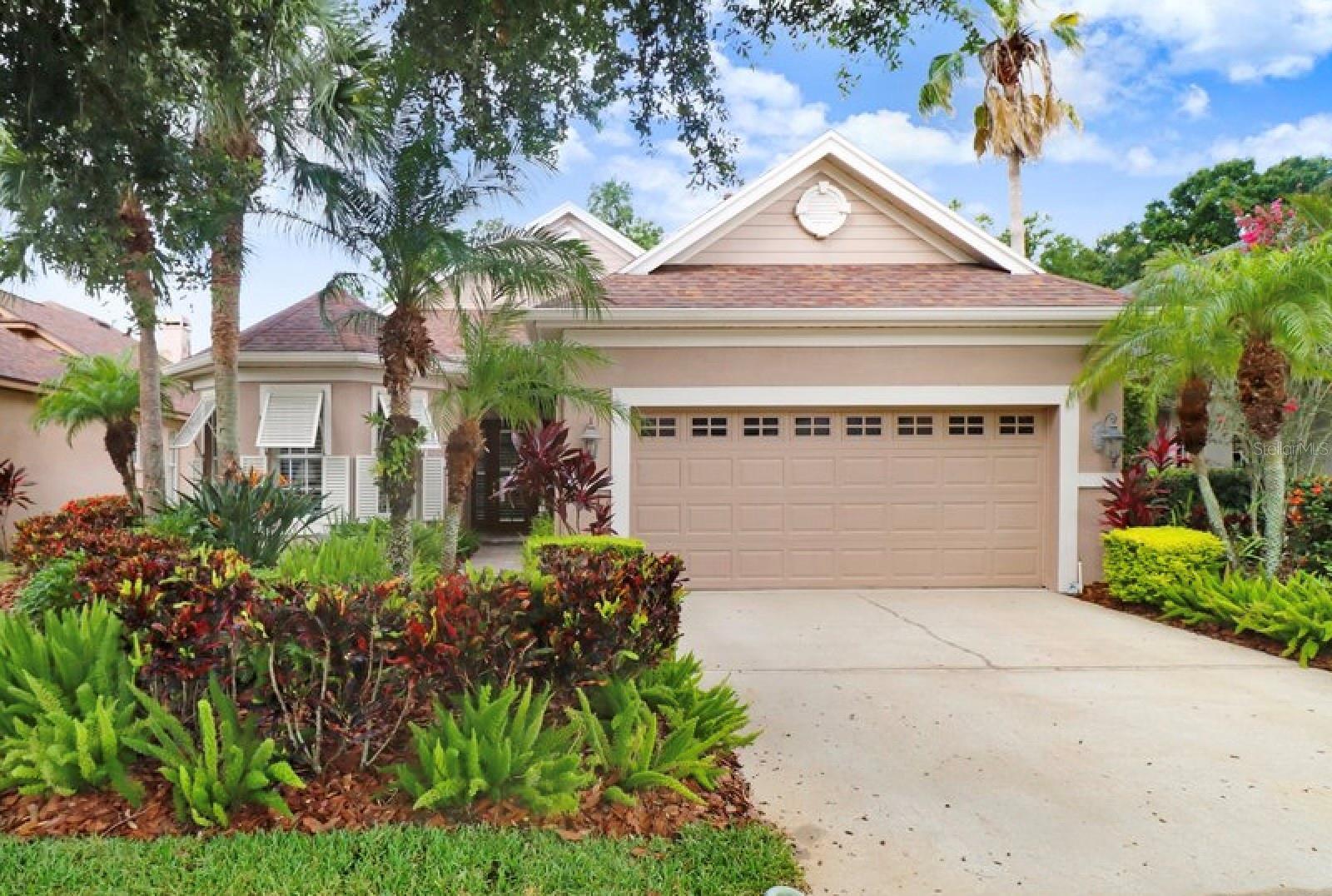 Property Photo: 10408 Edgefield Place FL 33626
